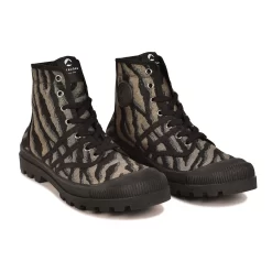 Pataugas AUTHENTIQUE M/TZ F4H KAKI 9 Pataugas AUTHENTIQUE M/TZ F4H KAKI -Pataugas 628185 554 OG M TZ F4H KAKI 3WEB