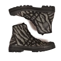 Pataugas AUTHENTIQUE M/TZ F4H KAKI 11 Pataugas AUTHENTIQUE M/TZ F4H KAKI -Pataugas 628185 554 OG M TZ F4H KAKI 5WEB